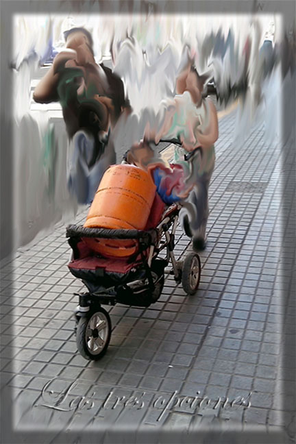 Cochecito bebés con botella de butano Cochecito bebés con botella de butano