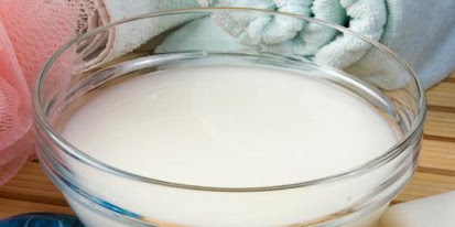 Tips dan Cara Menggunakan Susu Sebagai Bahan Pembersih Wajah susu pembersih wajah