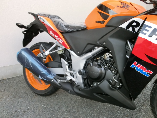 Sox蕨店blog 600台限定 レプソルカラー Cbr250r登 場