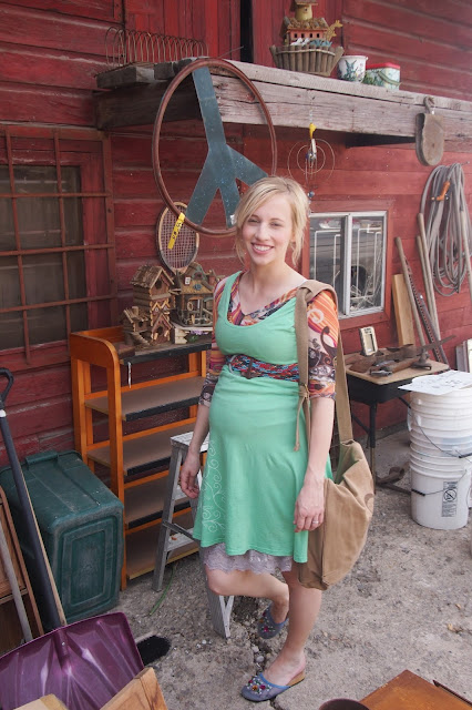 thrifting+in+an+organic+soul+flower+dress - My Mint Swirl Skater Dress & A Thrift Trip