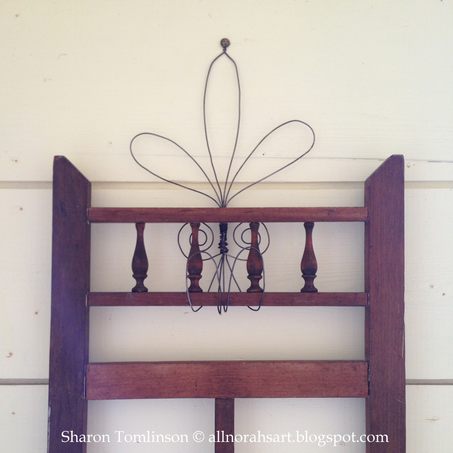 Norah'S: The Easel Project