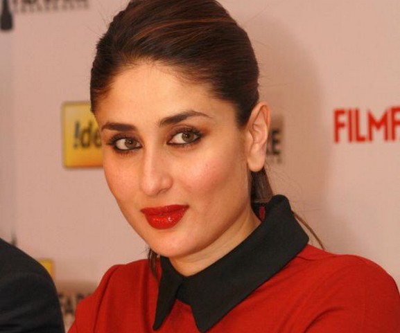 Tnz Paparazzi For U Kareena Kapoor Is Red Hot At 58th Idea Filmfare Awards Your perfect red lip made easy! tnz paparazzi for u kareena kapoor is red hot at 58th idea filmfare awards