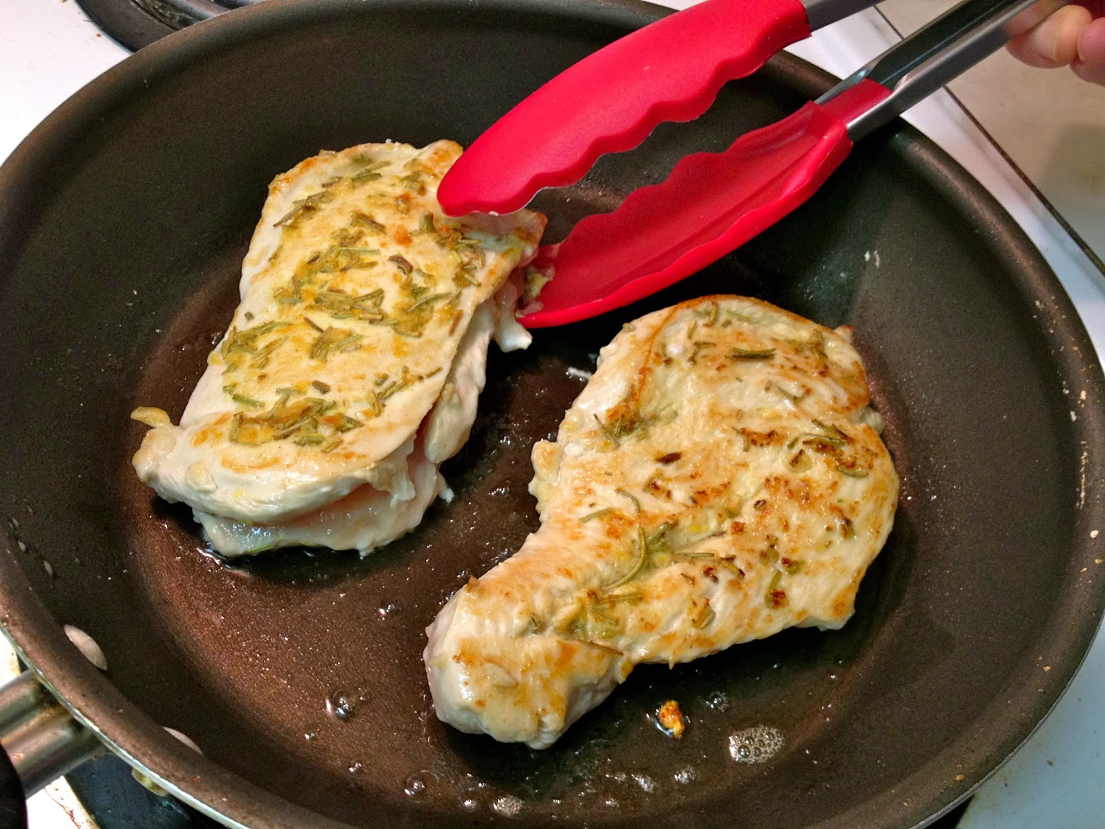 The Lifestyle Notebook Lemon & Rosemary Chicken with Red Potatoes