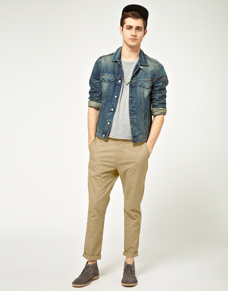 After we find it: Enjoy a comfy feeling all day long with men's joggers from Old Navy. Browse joggers made to feel just as soft as your PJs but to look just as put-together as your jeans or chinos. Explore soothing fabrics like cotton, twill, fleece, linen and more that feel great against your skin for all-day wear.
