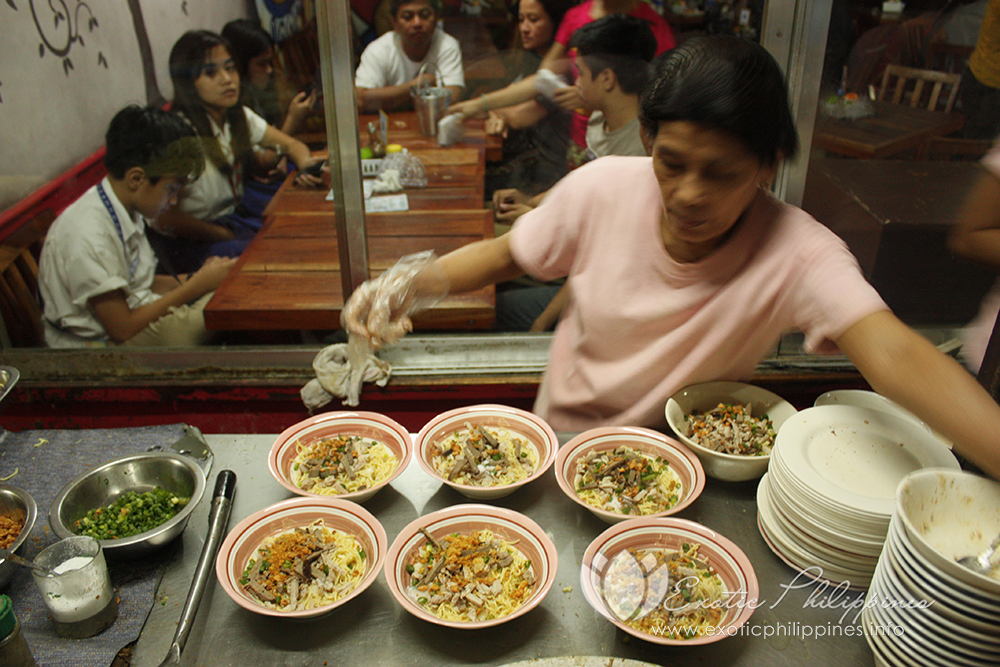Netongs Orginal Special La Paz Batchoy