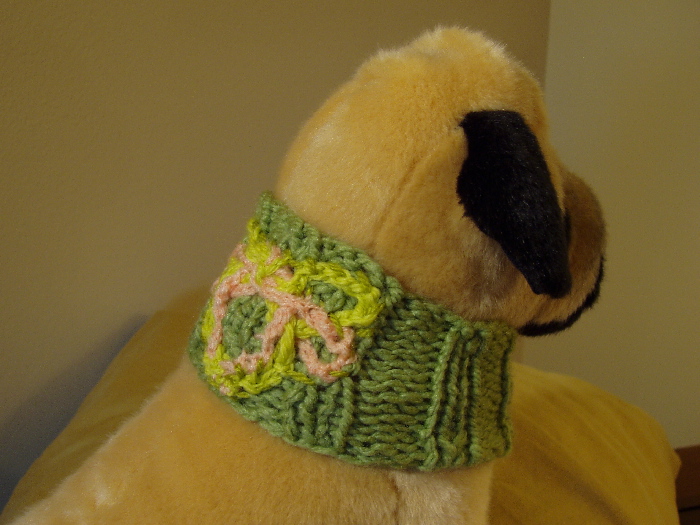 Jenya2 Dog Days Hand Knit Collars