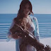 Lana Del Rey destrói helicóptero em videoclipe de "High By The Beach"