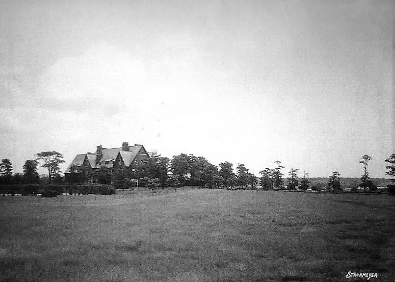 Old Long Island 'Woodbury House'