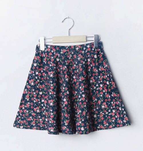 Rosy Skater Skirt KSTYLICK Latest Korean Fashion KPop