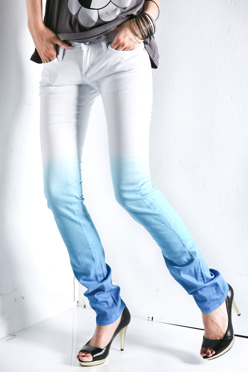 Reservado para Maiores Dip Dye Denim.