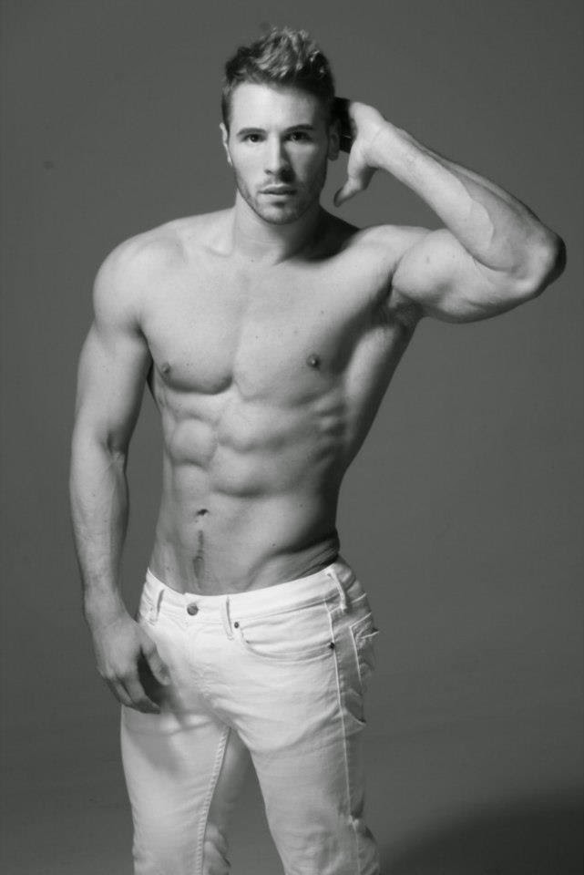 Daily Bodybuilding Motivation Fitness Model Cristian Alonso