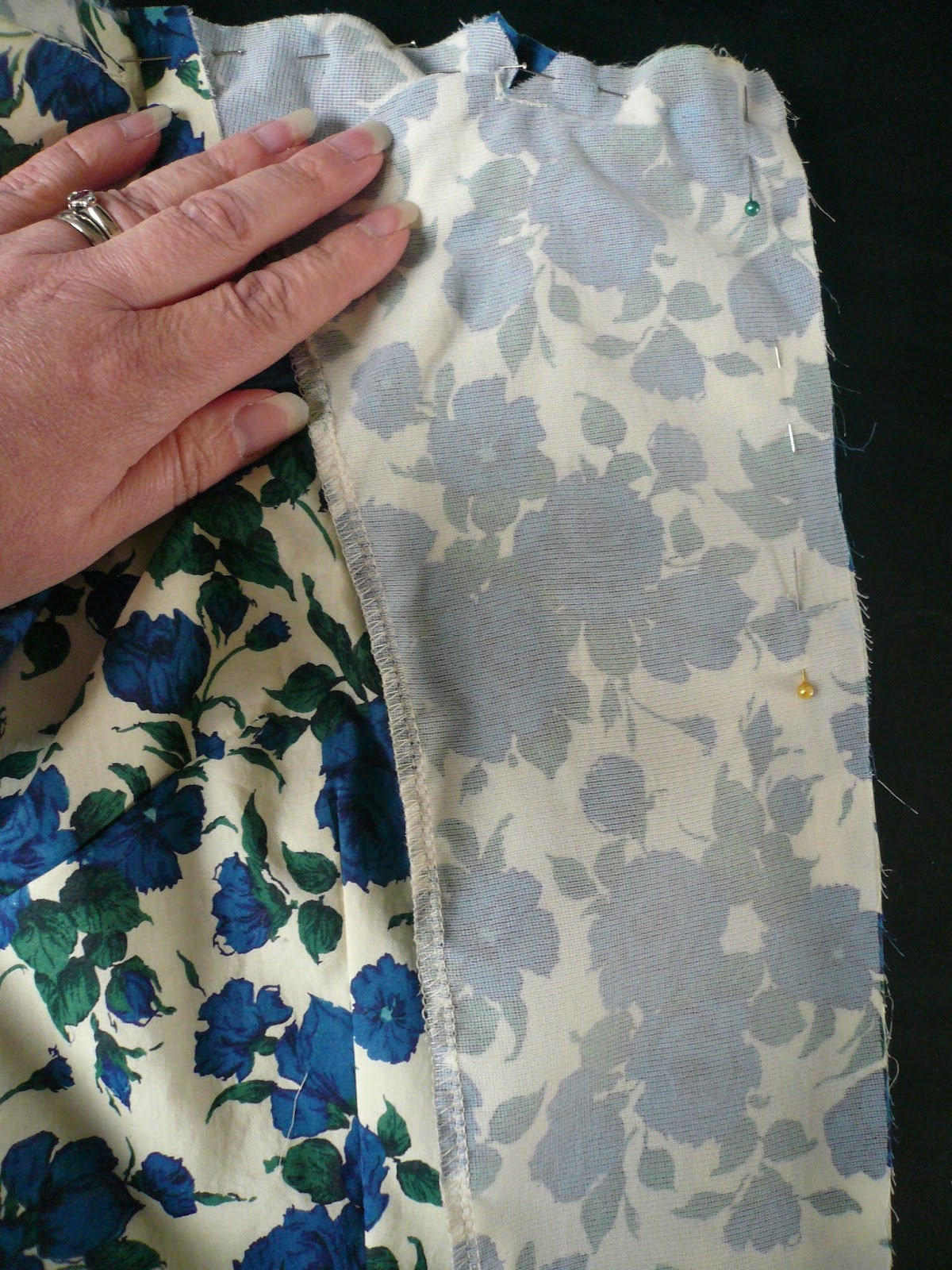 Handmade Jane Tutorial attaching a collar and facings to a shirt dress