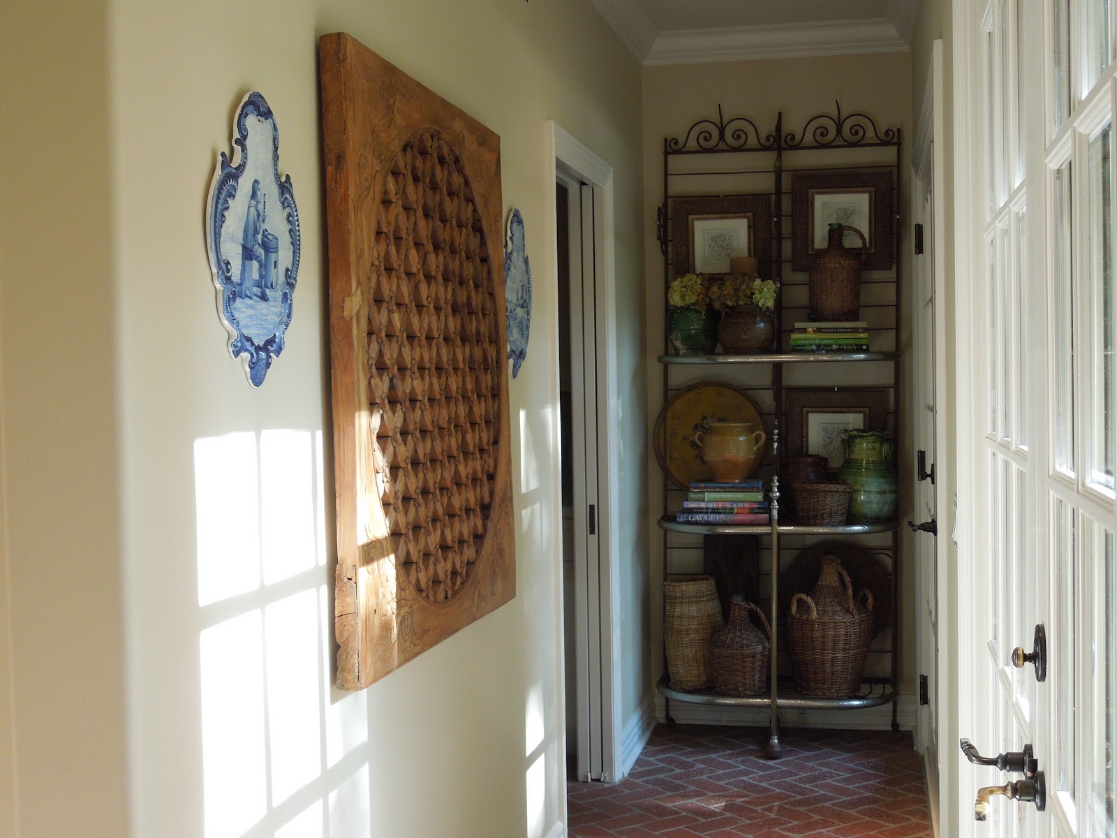 The French Tangerine mc laundry room?