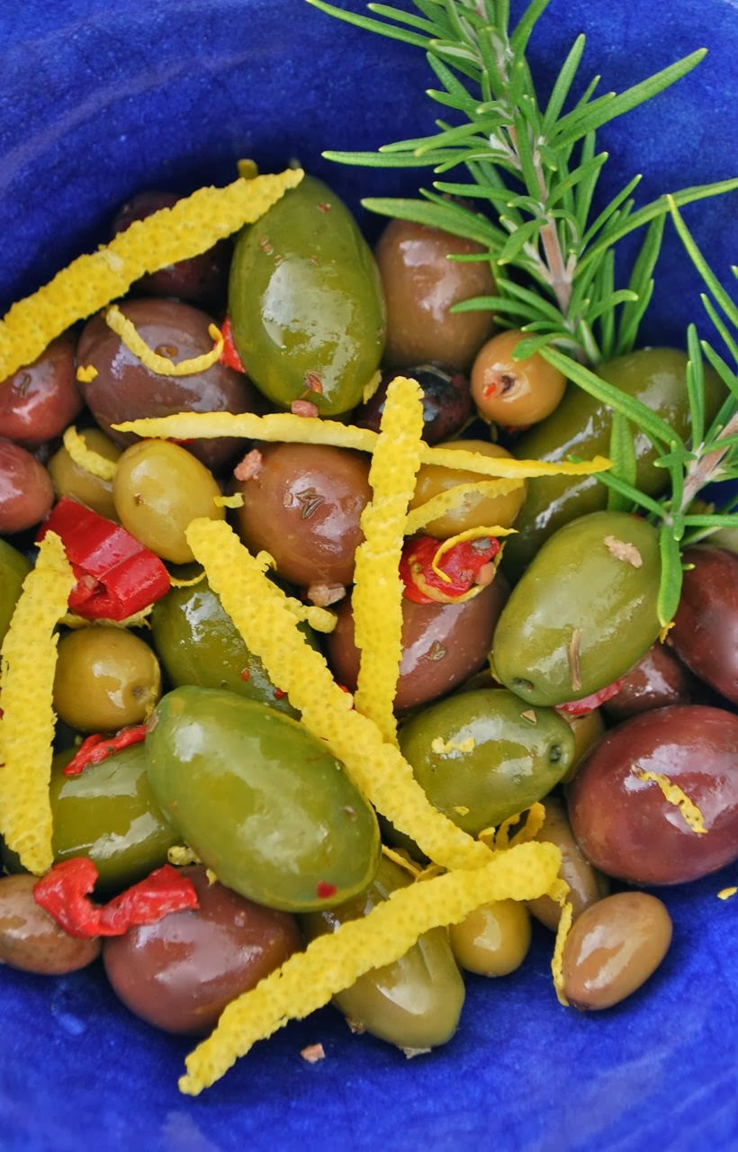 Scrumpdillyicious Warm Olives with Rosemary, Lemon & Peperoncino