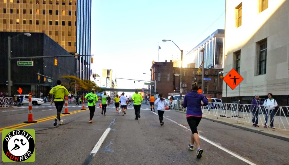 DETROIT RUNNER.... Detroit half marathon race review.....