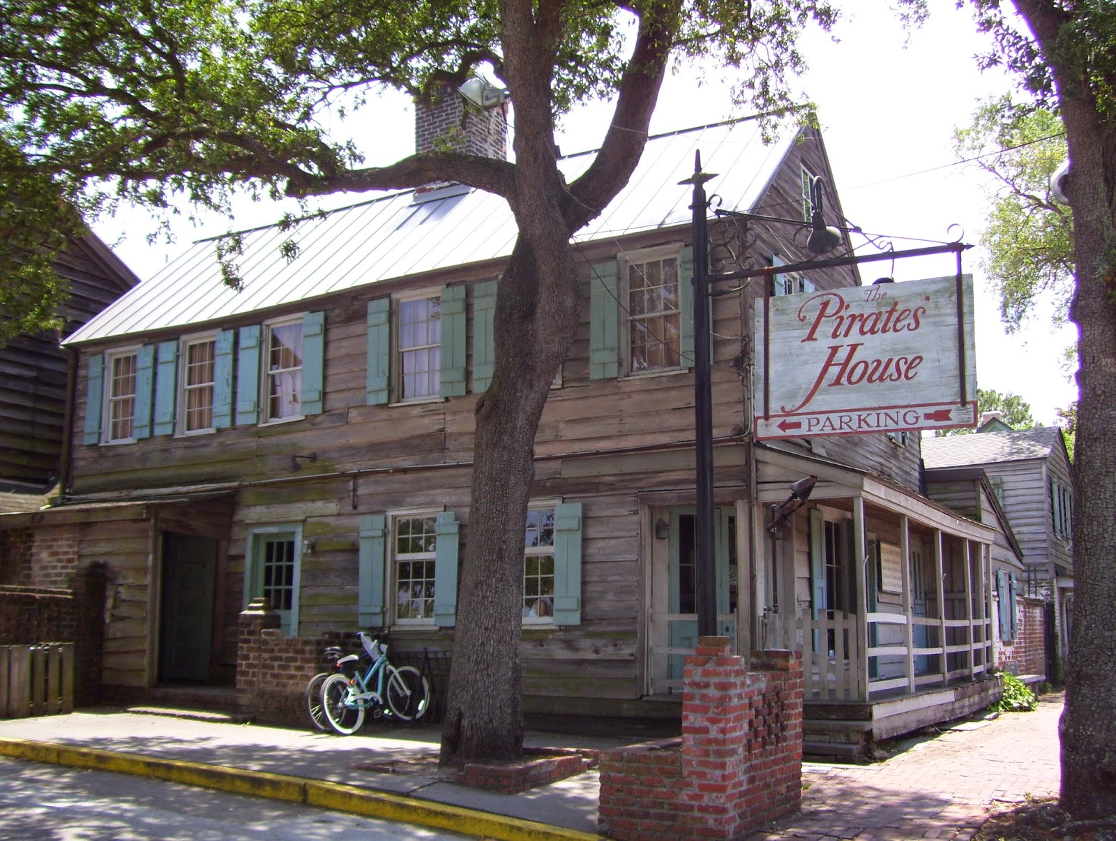 The Art of Positive Living The Pirates' House, Savannah