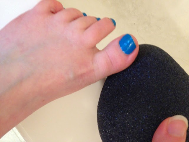 Profoot pedi rock using the profoot pedi rock