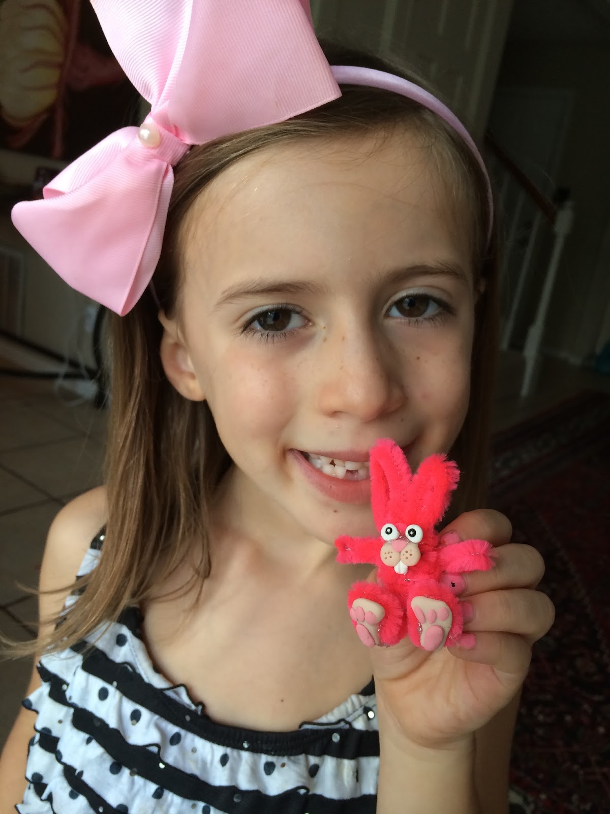 smART Class How to make a pipe cleaner Bunny (by Shelby)