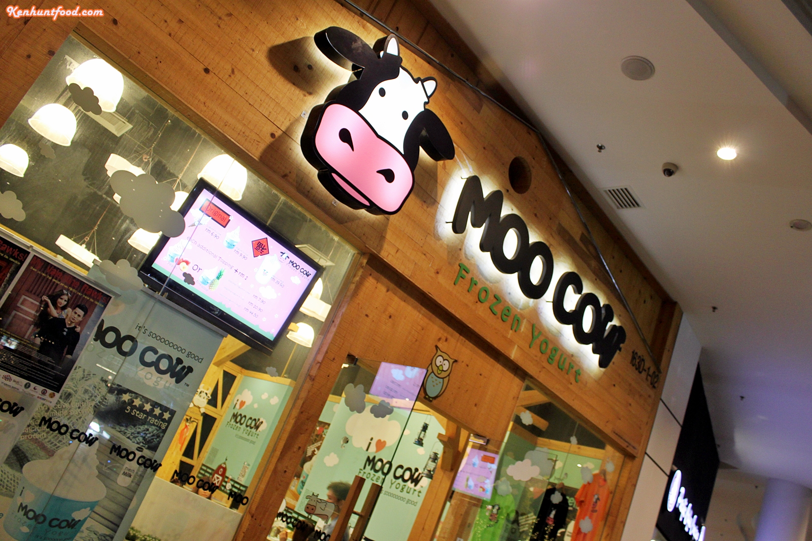 Ken Hunts Food Moo Cow Frozen Yogurt Gurney Paragon Mall, Penang.
