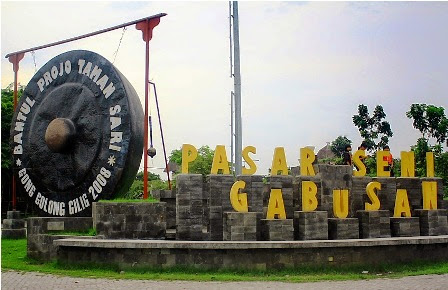 Pasar Seni Gabusan di Bantul Pasar Seni Gabusan di Bantul