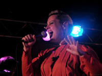 mélissa laveaux rencontre théa hjelmeland