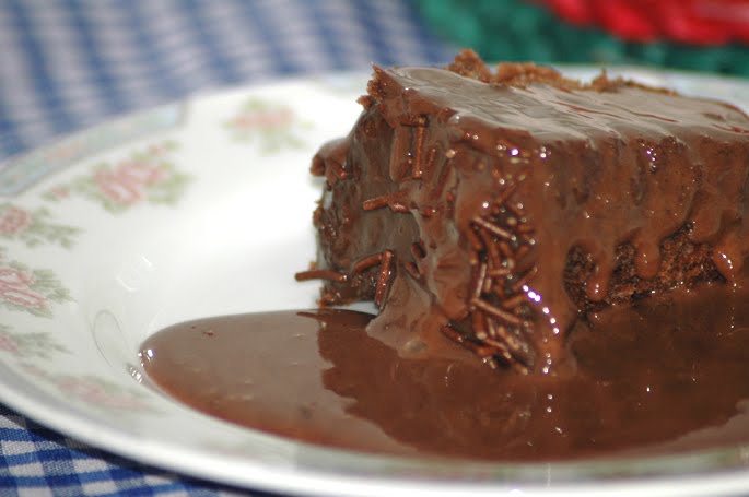 bolo de chocolate molhadinho
