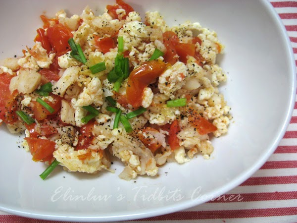 Elinluv's Tidbits Corner: Scrambled Egg White with Fish Fillet and Tomatoes
