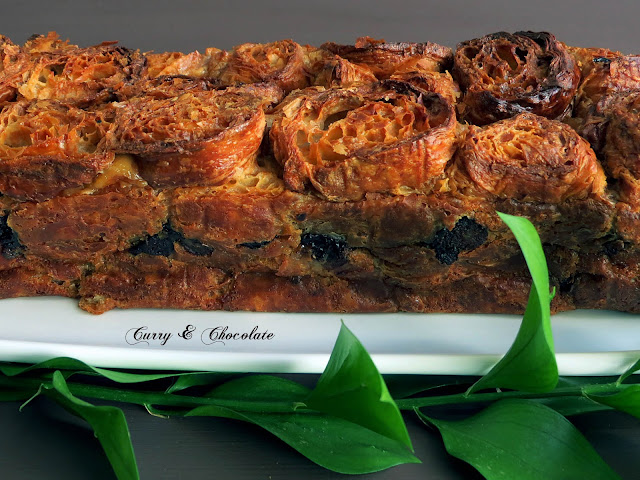 Pastel de cruasanes – Croissant cake Pastel de cruasanes – Croissant cake