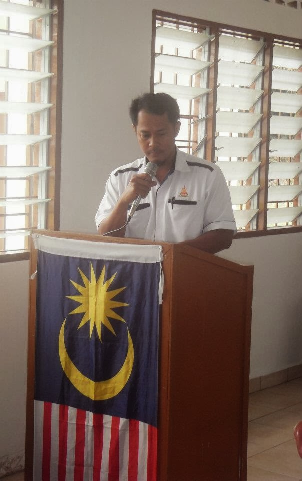 Ketua Pas cawangan/Sdr.Khairuddin Basiron.