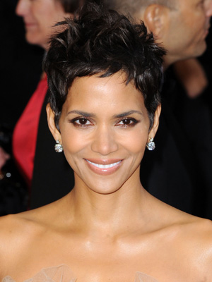 Fashion And Whatever I Like Halle Berry Is The Queen Of Short