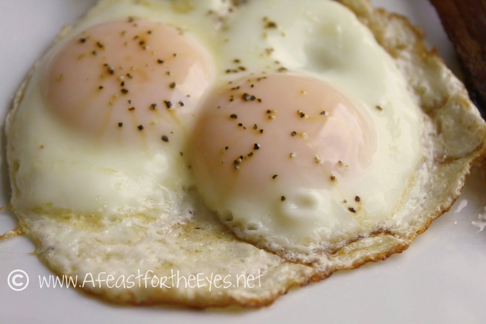 How to Make Perfect Fried Eggs (4 Types) • The Heirloom Pantry
