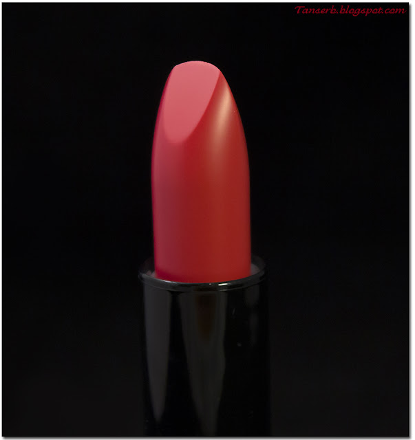 Помада Bourjois Rouge edition 12 heures № 29 “Cerise Sur Le Lipstick”