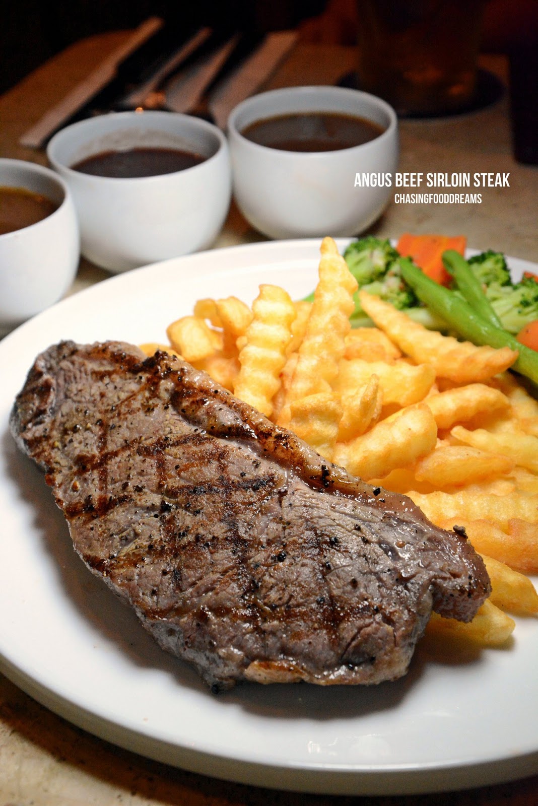 CHASING FOOD DREAMS SWAG Bar & Gril, PJ Palms Sport Centre Let's Have