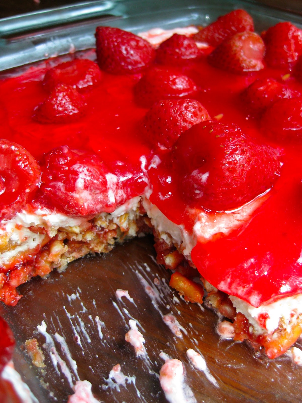 The Pittsburgh Kitchen Strawberry Pretzel Jello