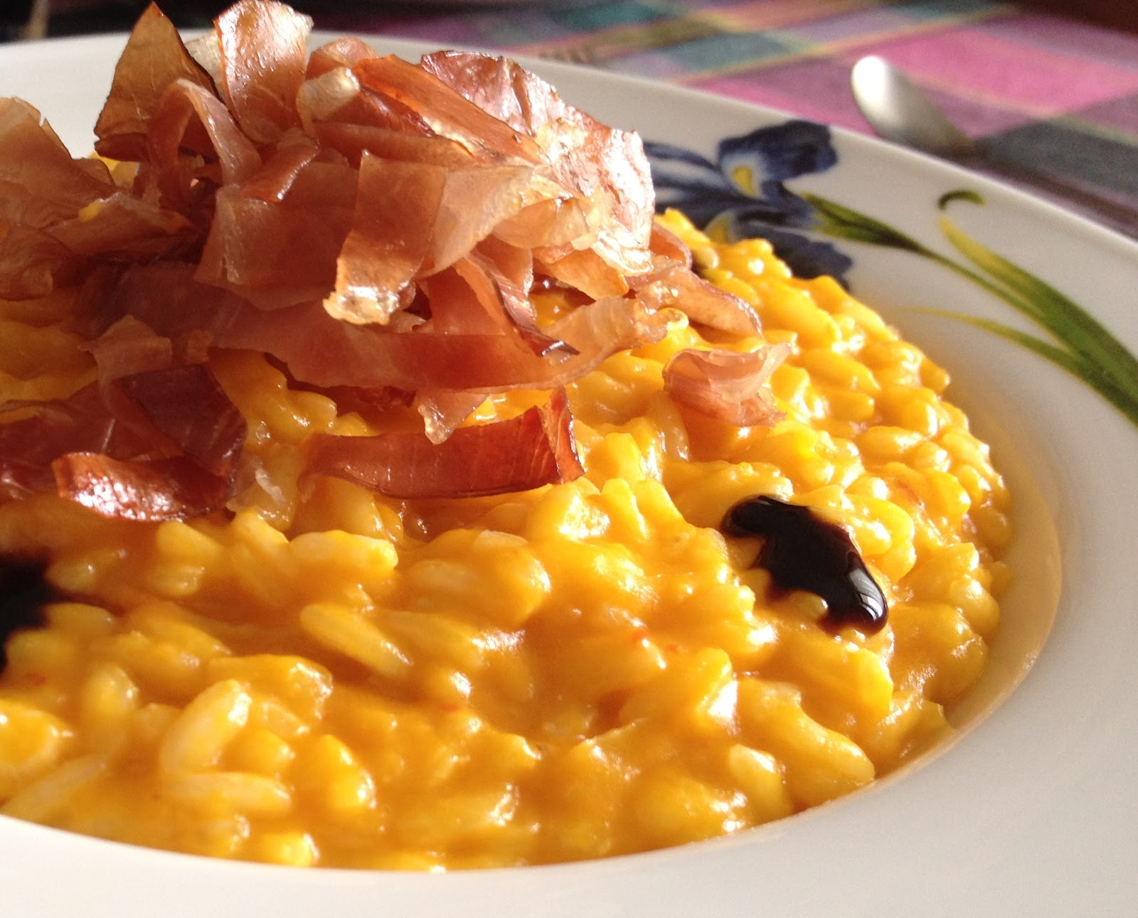 Il mondo di fabyred Risotto con crema di zucca, speck croccante e