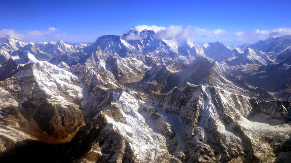 15. Mount Everest, Nepal - 50 Stunning Aerials That Will Make You See the World in New Ways (PHOTOS) 15. Mount Everest, Nepal - 50 Stunning Aerials That Will Make You See the World in New Ways (PHOTOS)