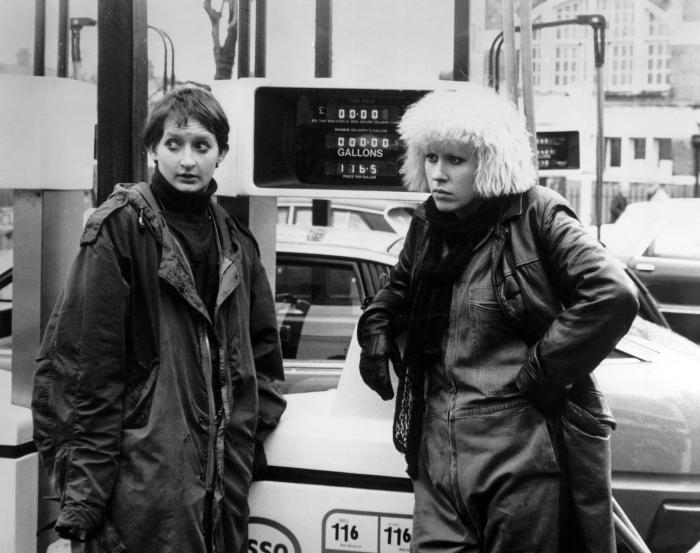 BLACK HOLE REVIEWS BREAKING GLASS (1980) a pivotal time in music