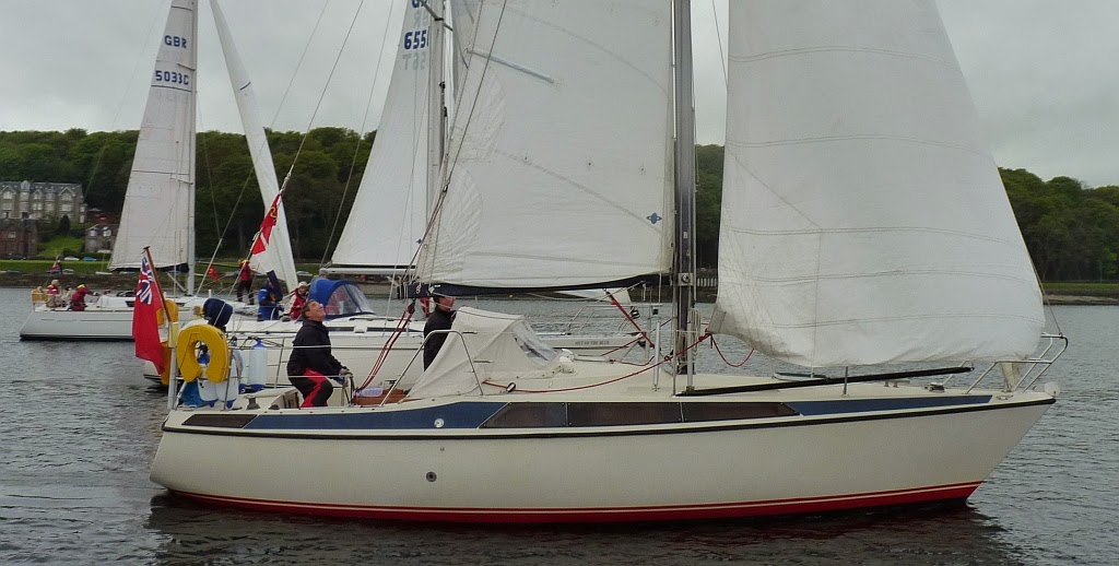 Sail trim concentration from Don Gillies on Black Pepper