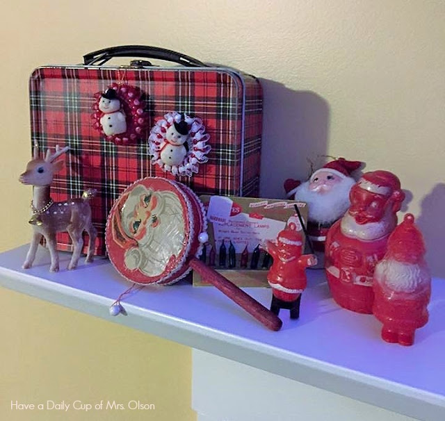 Have a DAily Cup of Mrs. Olson-vintage Christmas finds
