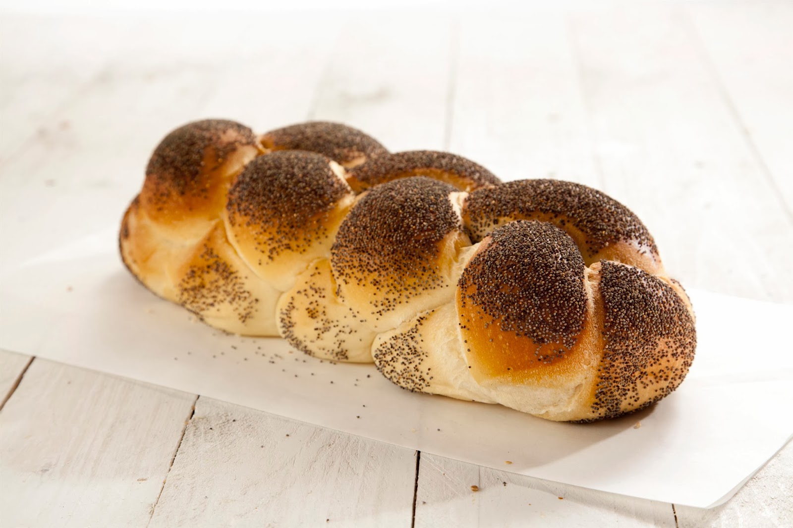 Foodwanderings Challah by Breads Bakery & Some "NYC meets TLV" Writing