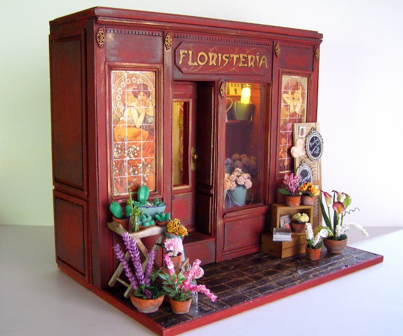 Pequeñeces: Floristería- Florist's