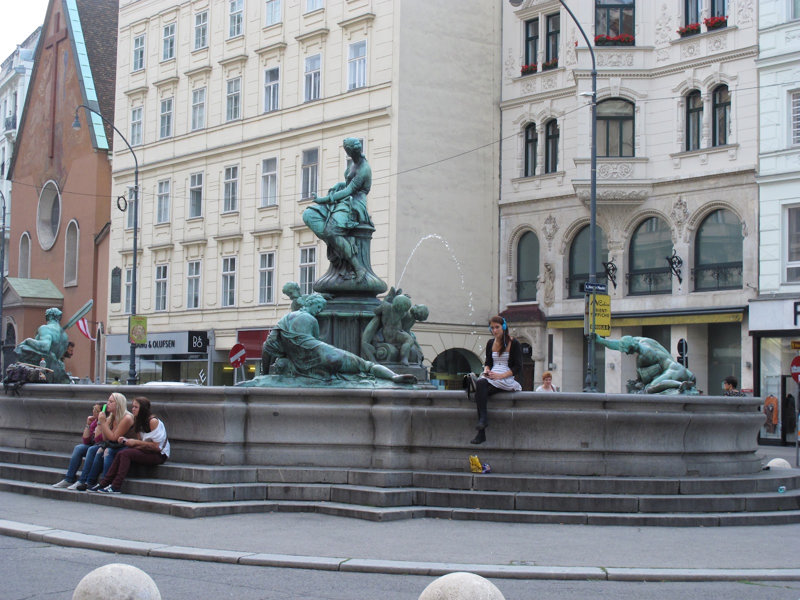 Donnerbrunnen Fountain Vienna