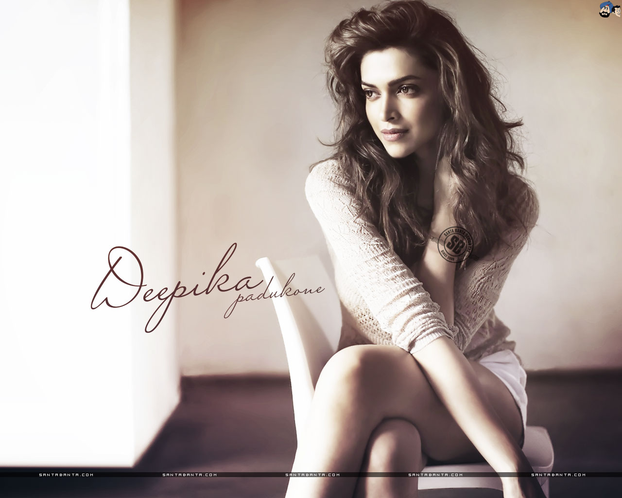 Deepika Padukone: Deepika Padukone Another Sexy Look