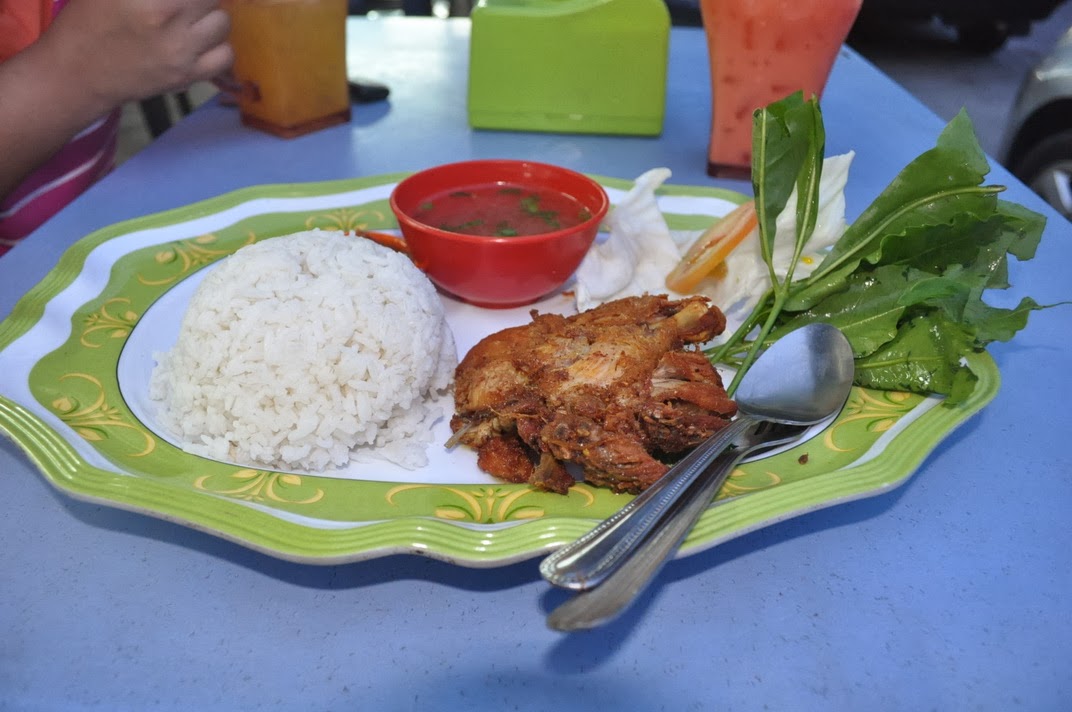 Orangkecilorangbesar Nasi Ayam Penyek Dataran Selera Kamunting Jaya
