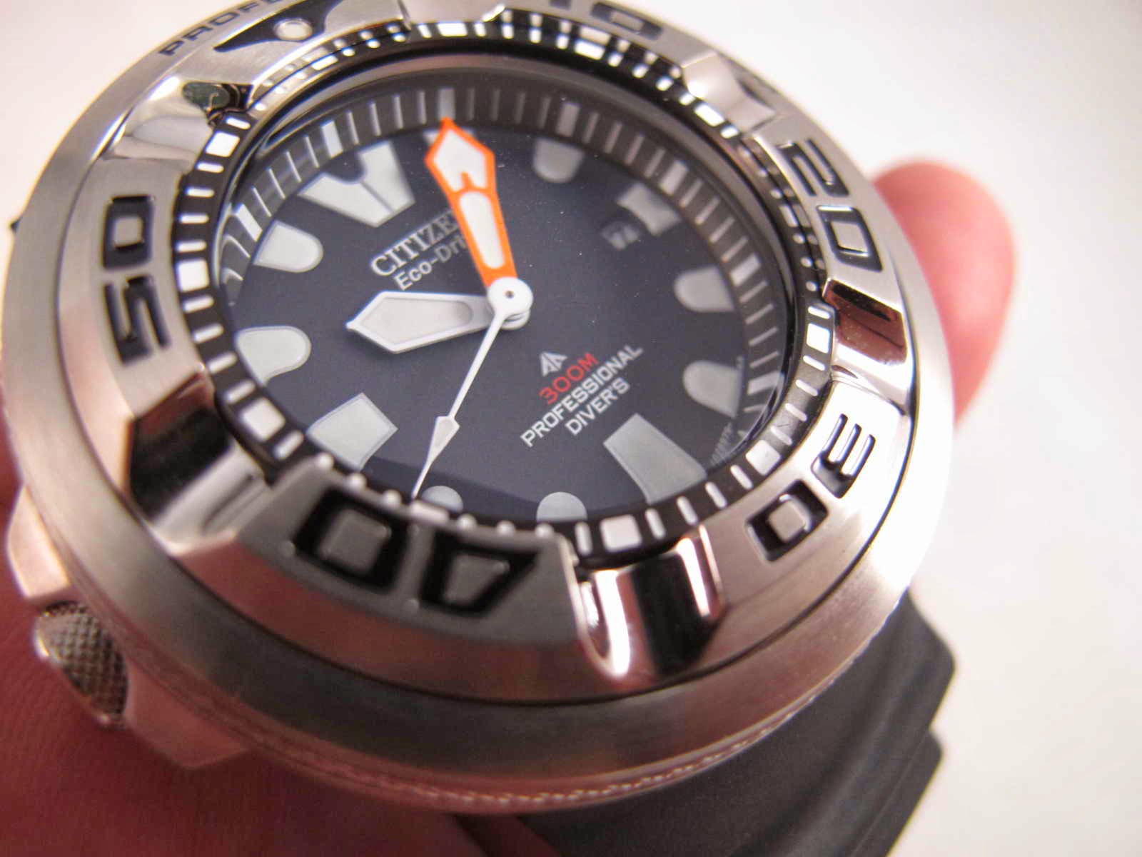 Maximuswatches Jual Beli Jam Tangan Second Baru Original Koleksi Jam Kondisi Citizen Ecozilla SS ini Brand New Watch lengkap dengan box manual dan warranty card Cocok untuk Anda yang sedang mencari jam tangan Diver