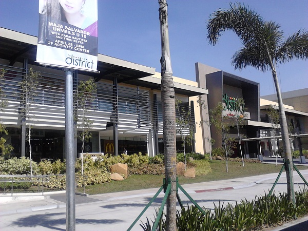 District Mall by Ayala