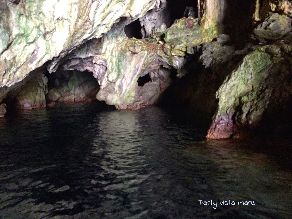 Cave_Pandora_Amalfi_Coast_sea_Italy_stalactites_stalagmites_columns 