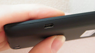 Sony Xperia Miro (Pictures)