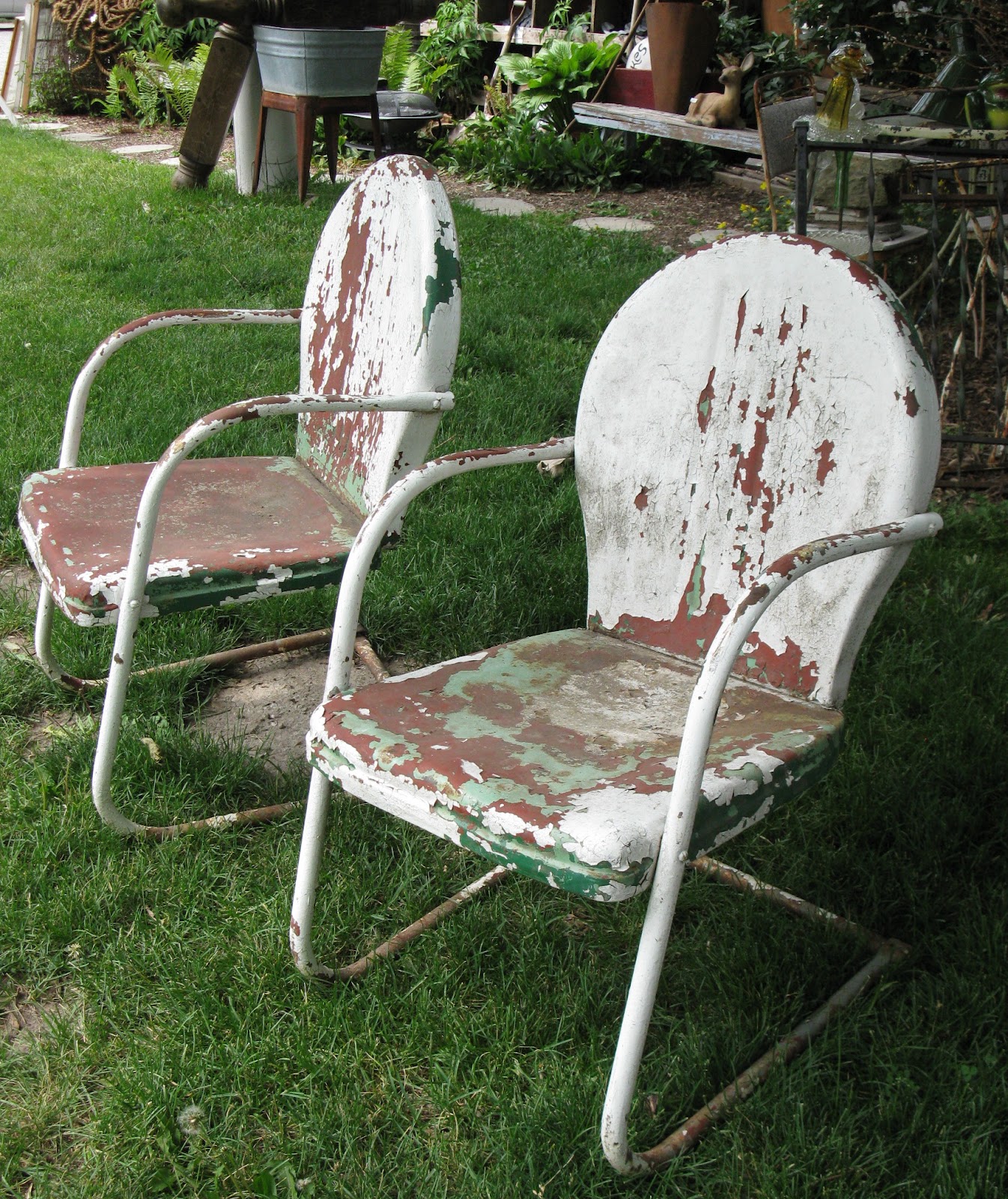 sisters garden Fabulous Furniture and Finds!