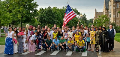 FULBRIGHT PROGRAM UNTUK GURU BAHASA INGGRIS ( FLTA ) Amerika